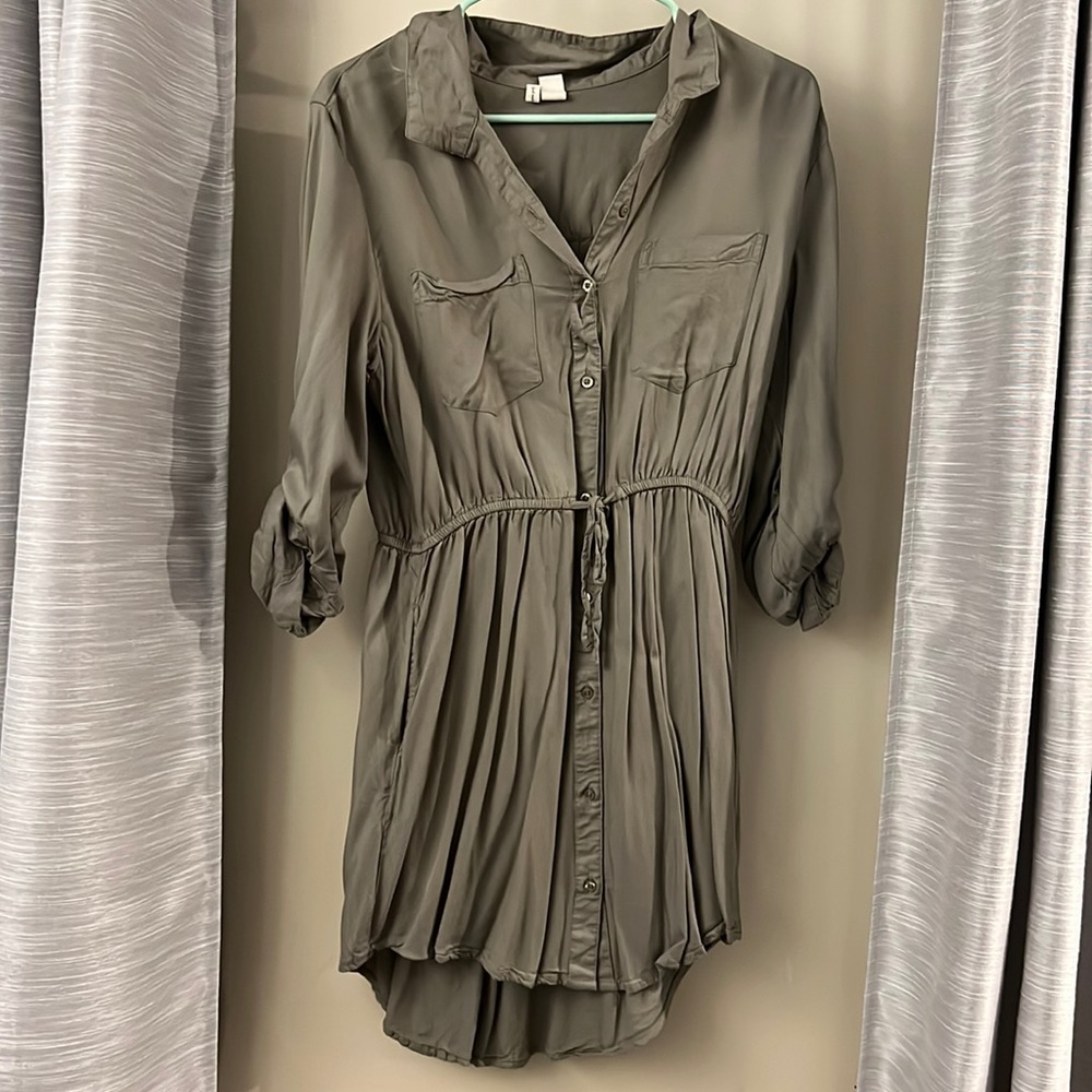 Grey/green long sleeve dress. Size large